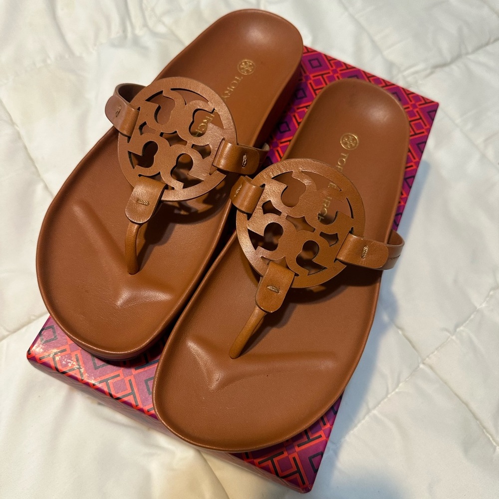 Tory Burch Sandles